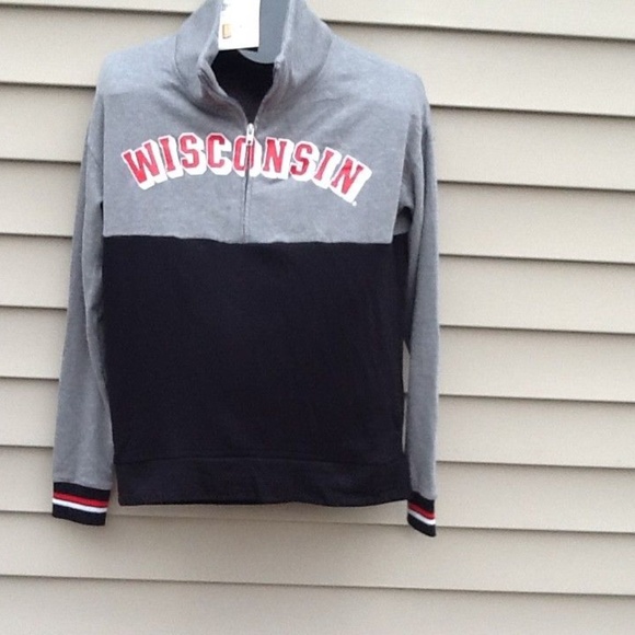 VS Wisconsin Badgers 1/4 zip up jacket sweatshirt - Picture 2 of 3